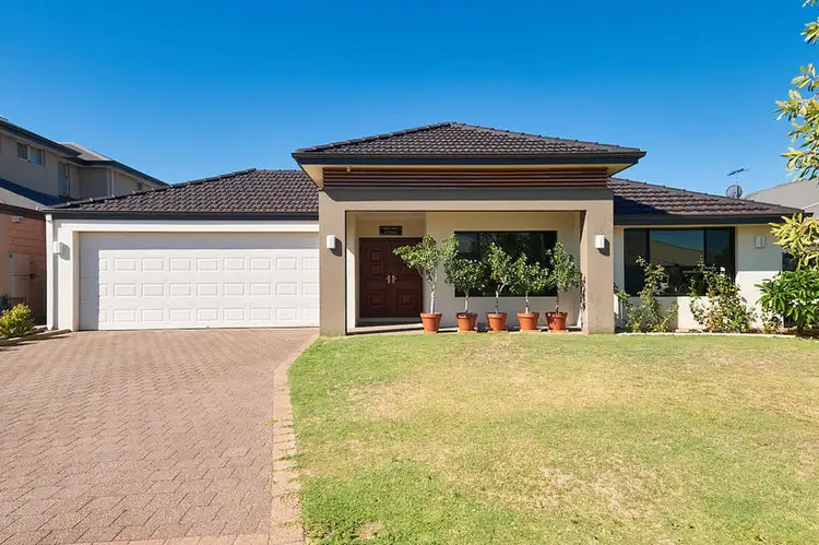 30 Karinga Way, Harrisdale WA 6112