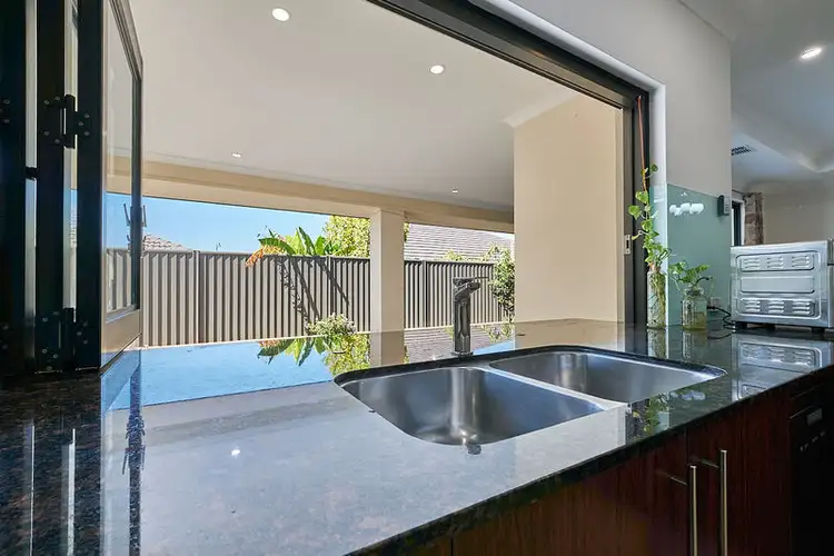 Sixth view of Homely house listing, 30 Karinga Way, Harrisdale WA 6112