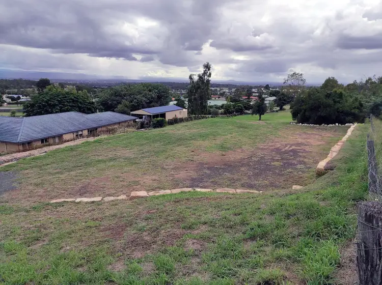 29 Donaldson Road, Plainland QLD 4341