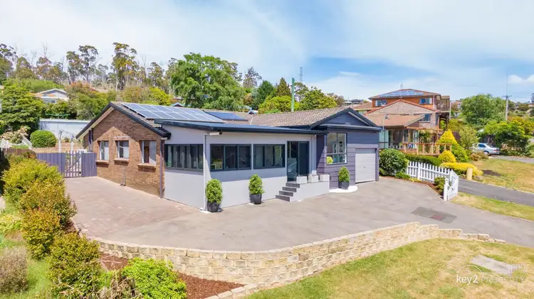 16 New World Avenue, Trevallyn TAS 7250