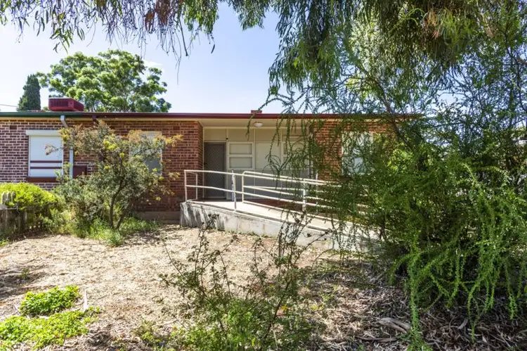 42 Stakes Crescent, Elizabeth Downs SA 5113