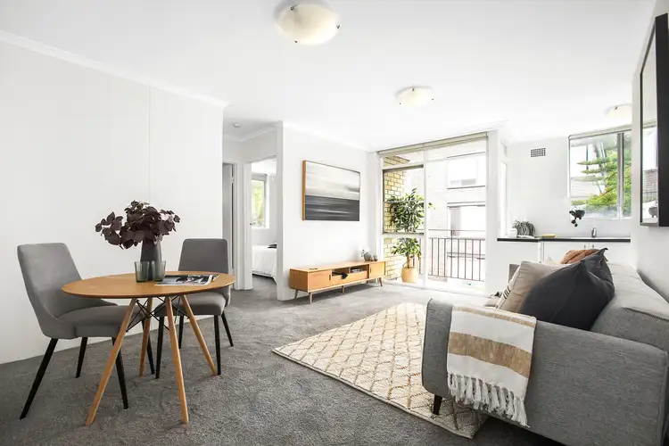 Main view of Homely apartment listing, 19/90-92 Elizabeth Bay Road, Elizabeth Bay NSW 2011
