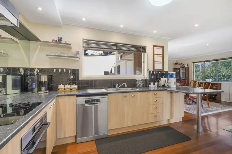 27 Lesley Avenue, Caboolture QLD 4510