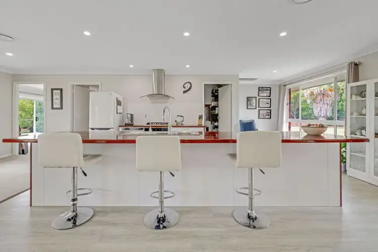 Sixth view of Homely house listing, 4 Hillview Lane, Perthville NSW 2795