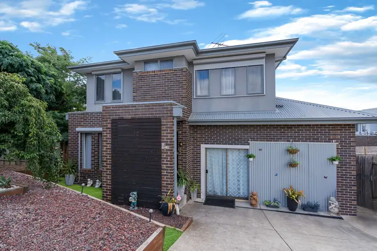 12 Ross Street