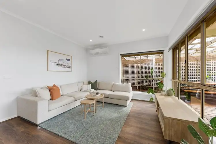 35 Callista Circuit, Taylors Hill VIC 3037
