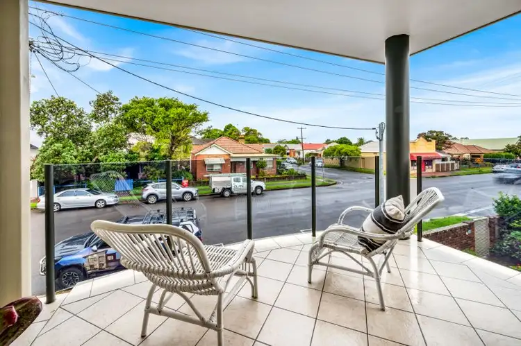 Third view of Homely townhouse listing, 1/178 Beaumont Street, Hamilton NSW 2303