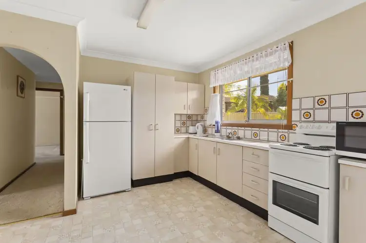 Sixth view of Homely house listing, 5 Magnolia Crescent, Taree NSW 2430