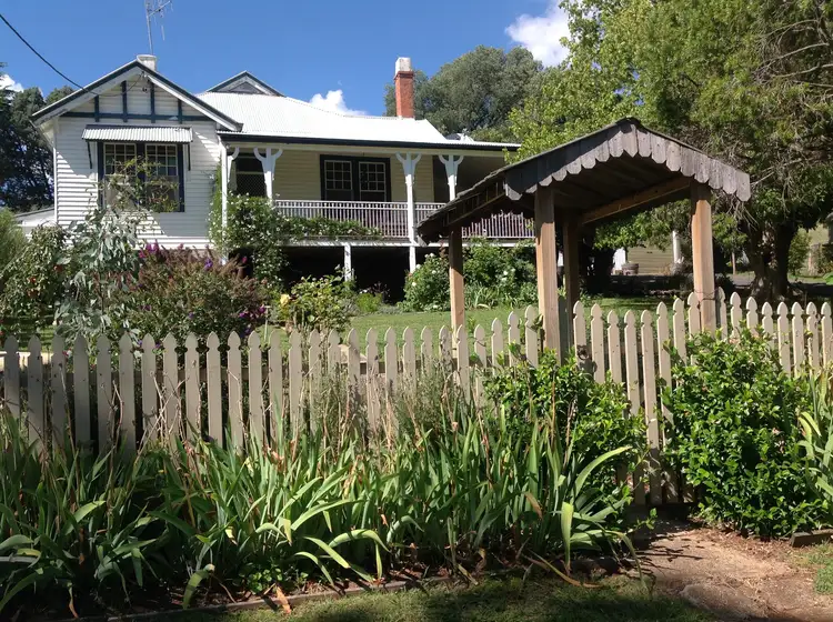 3 Eulamore St, Carcoar NSW 2791