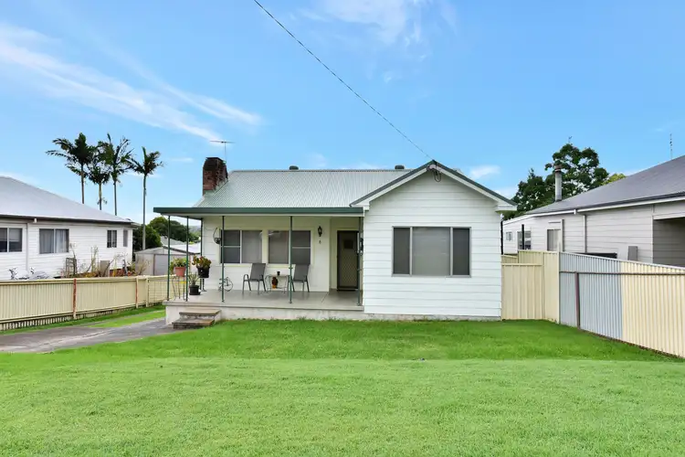 Second view of Homely house listing, 8 nott st, Edgeworth NSW 2285