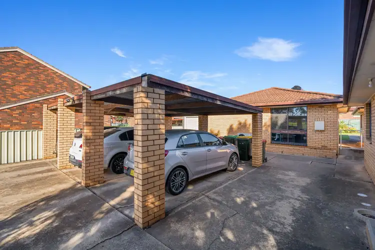 2/87 Ziegler Avenue, Kooringal NSW 2650