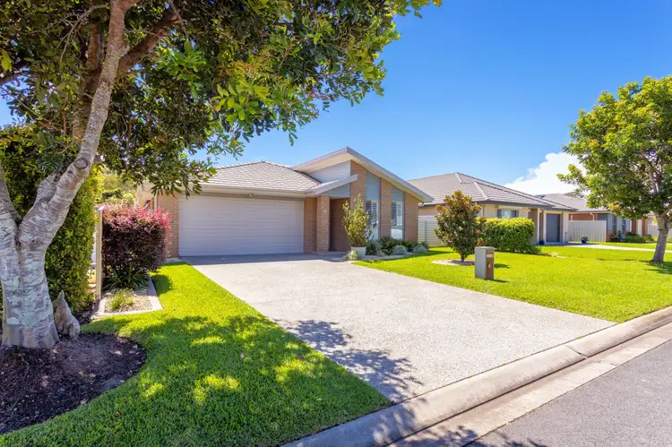8 Echo Drive, Harrington NSW 2427