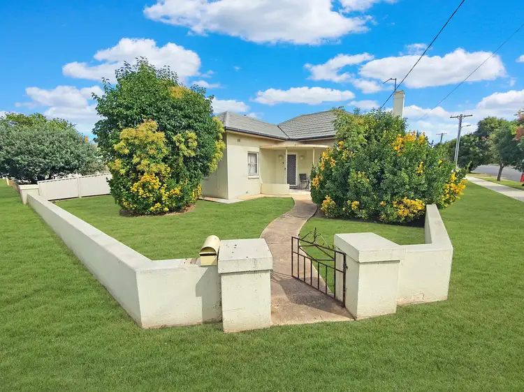 68 Morrisset Street, Bathurst NSW 2795
