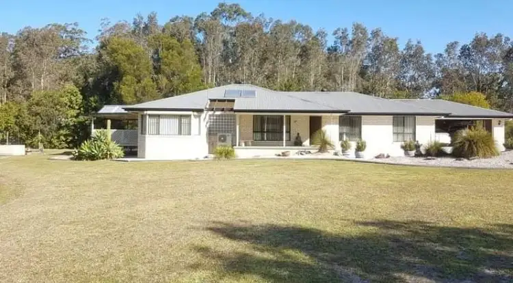 4 Peppermint Place, Old Bar NSW 2430