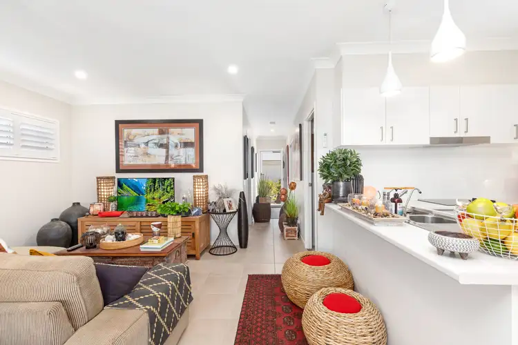 101/2-20 Island View Drive, Urangan QLD 4655