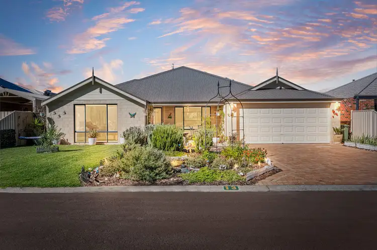 13 Flinders Crescent, Abbey WA 6280