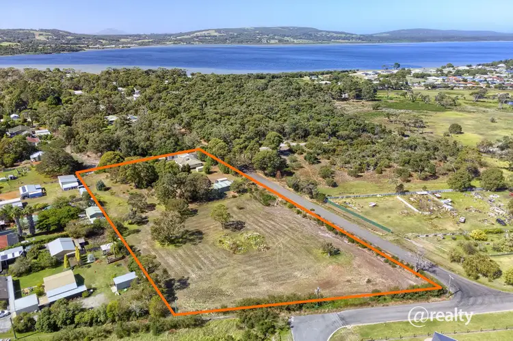 17 Andrew Street, Lower King WA 6330