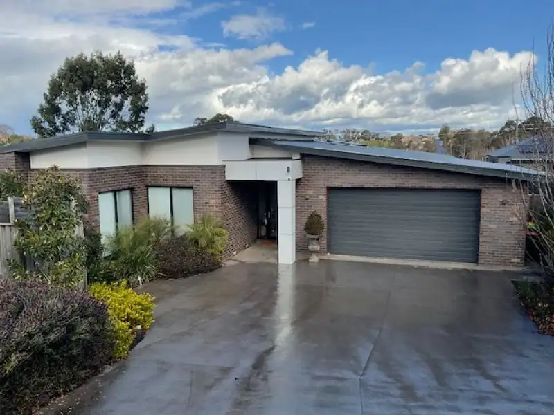 Main view of Homely house listing, 8 Glenhuntly Court, Warragul VIC 3820