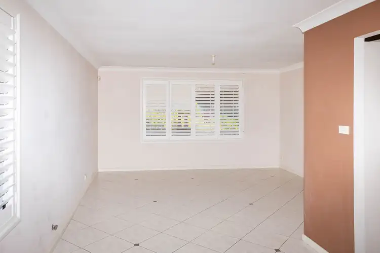 Fifth view of Homely house listing, 9 Gungarlin Drive, Horningsea Park NSW 2171