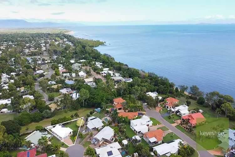 Second view of Homely house listing, 14 Pacific Avenue, Bushland Beach QLD 4818
