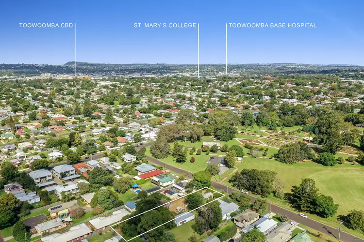 7 Pottinger Street, Newtown QLD 4350