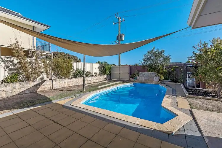 19 Townsend Road, Rockingham WA 6168