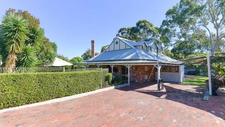 100 Aulberry Parade, Leeming WA 6149