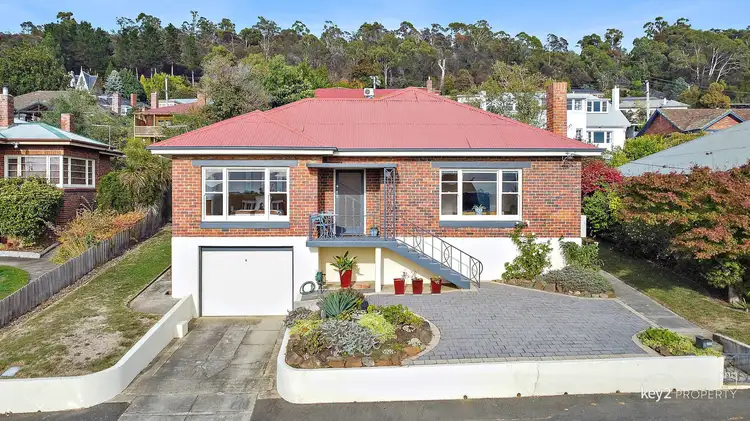 8 Neika Avenue, West Launceston TAS 7250
