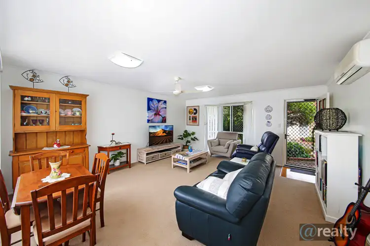 2 Peregrine Dr