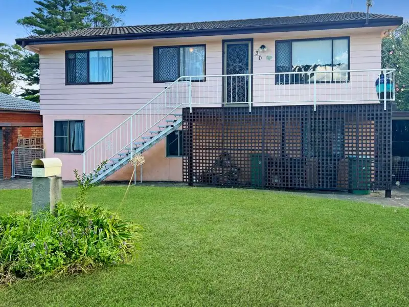 Main view of Homely house listing, 30 Laelana Avenue, Budgewoi NSW 2262