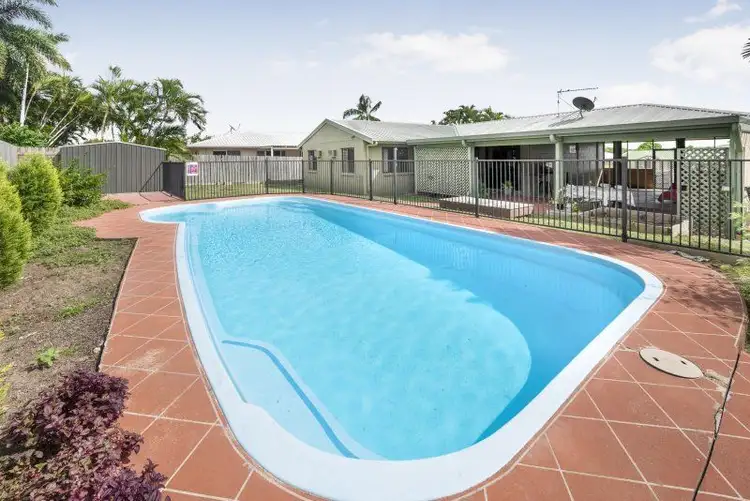 2 Bedrock Court, Mount Louisa QLD 4814