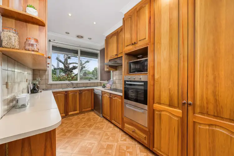 Sixth view of Homely house listing, 19 Oakern Street, Mount Waverley VIC 3149