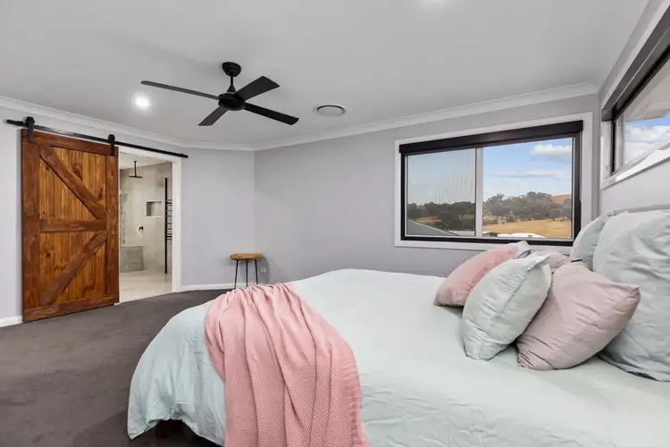 Fifth view of Homely house listing, 18 Bennelong Crescent, Lloyd NSW 2650