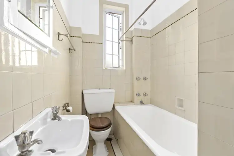 Fifth view of Homely studio listing, 56/16 Macleay Street, Potts Point NSW 2011