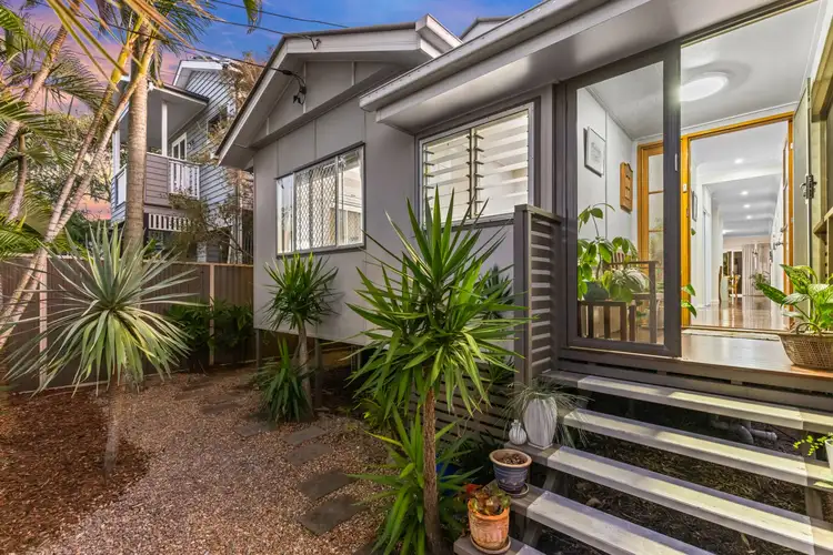 Second view of Homely house listing, 31 Murray Street, Sandgate QLD 4017