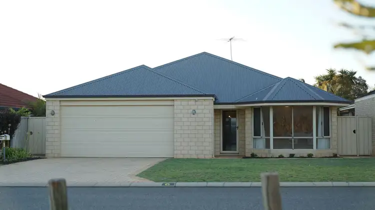 6 Burbanks elbow, Wanneroo WA 6065