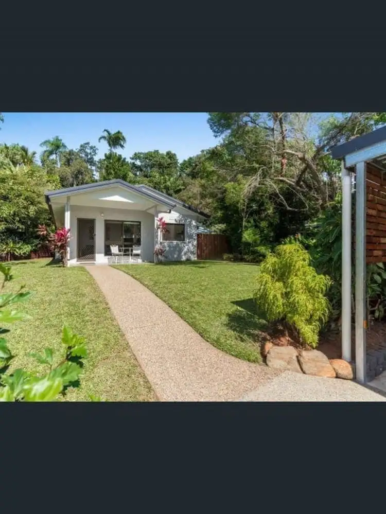 2/7 Academy Close, White Rock QLD 4868