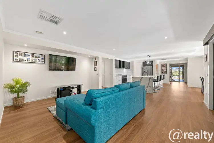 Sixth view of Homely house listing, 17 Kensington Square, Drouin VIC 3818