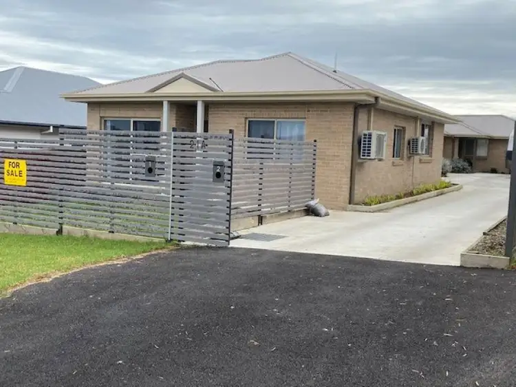 1/21A Clift Street, Greta NSW 2334