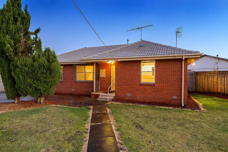 8 Eumeralla Street, Corio VIC 3214