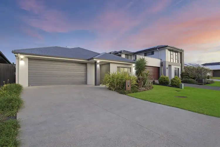 19 Oatley Street, Mango Hill QLD 4509