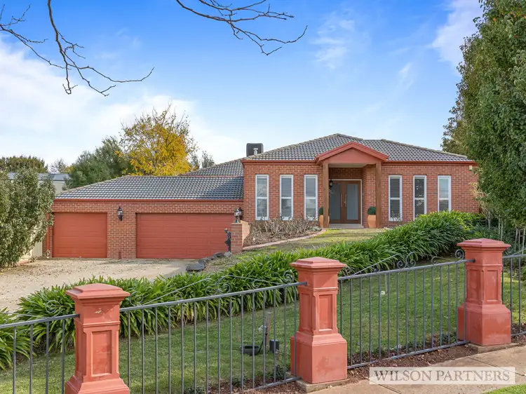 8 Crimmins Way, Kilmore VIC 3764