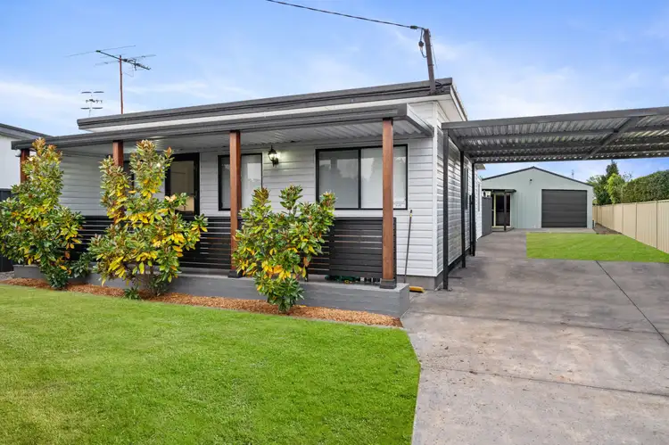 15 Clucas Avenue, Gorokan NSW 2263