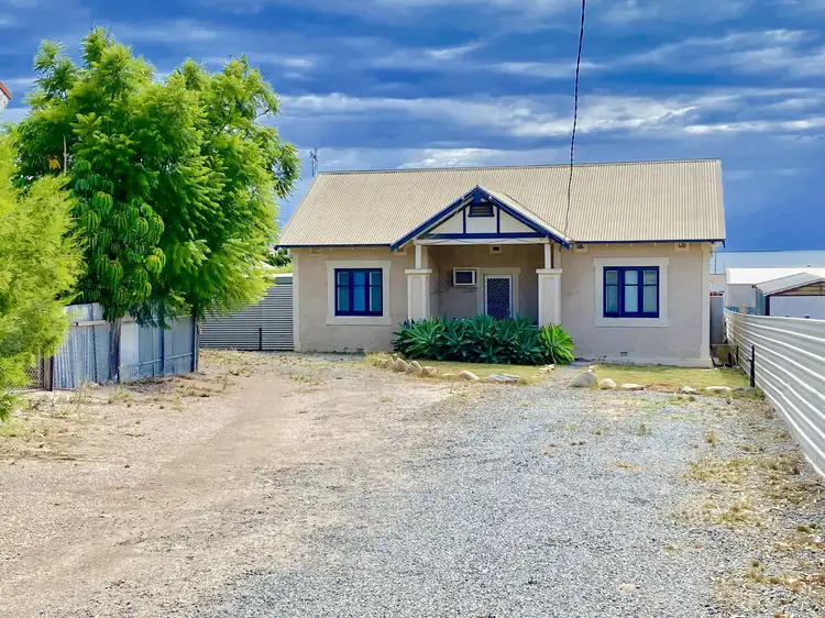 30 Wells Street, Streaky Bay SA 5680