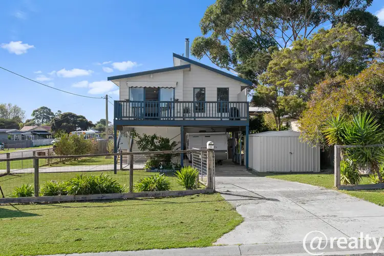 8 Oceanaires Avenue, Coronet Bay VIC 3984
