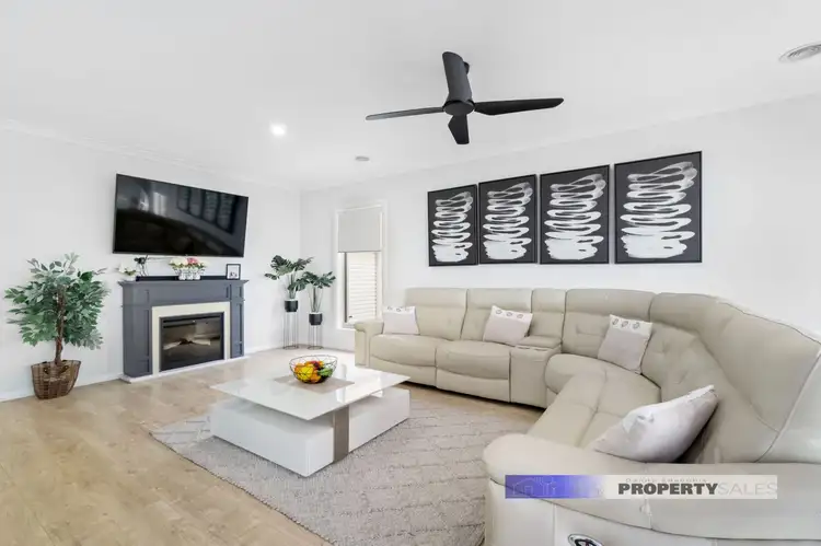Seventh view of Homely house listing, 16 Dinwoodie Drive, Newborough VIC 3825