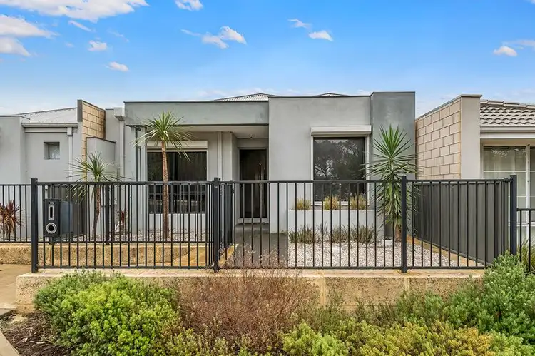 173 Lake Valley Drive, Lakelands WA 6180