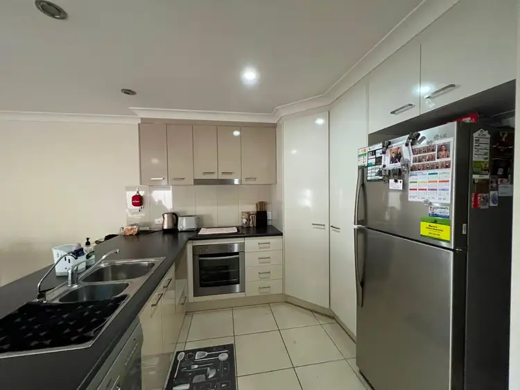 Sixth view of Homely semi-detached listing, 1/21 Ellem Drive, Chinchilla QLD 4413