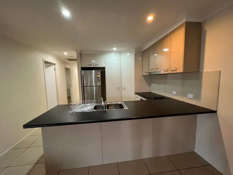 Sixth view of Homely semi-detached listing, 2/21 Ellem Drive, Chinchilla QLD 4413