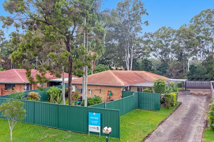 2/23 Morinda Way, Labrador QLD 4215